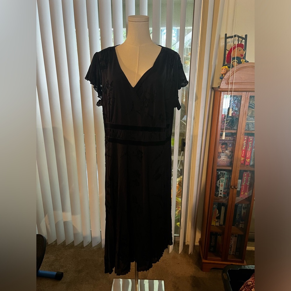 Style & Co. black plus size 2x dress, fits like size 18.